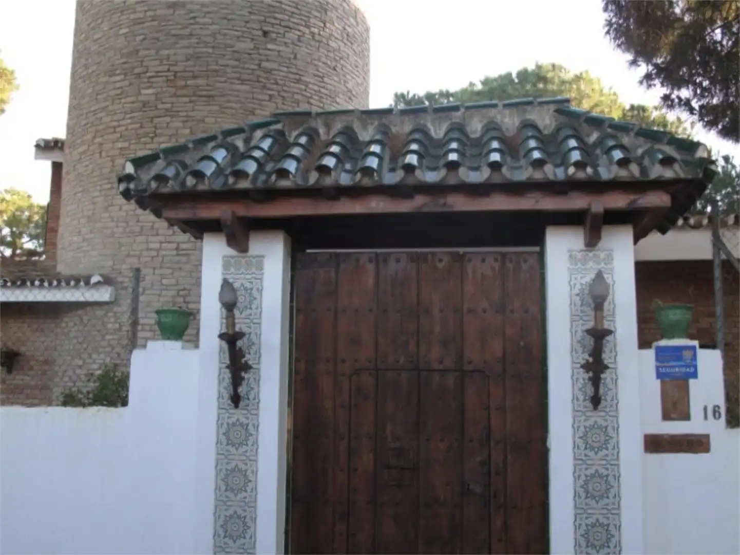 Casa o xalet en venda a Calle de Los Cipreses, 9, Cabopino - Artola Casa o xalet en venda en Marbella amb Terrassa, Piscina i Balcó