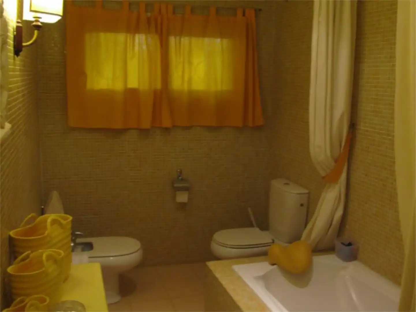 Casa o xalet en venda a Calle de Los Cipreses, 9, Cabopino - Artola Bany de Casa o xalet en venda en Marbella amb Terrassa, Piscina i Balcó