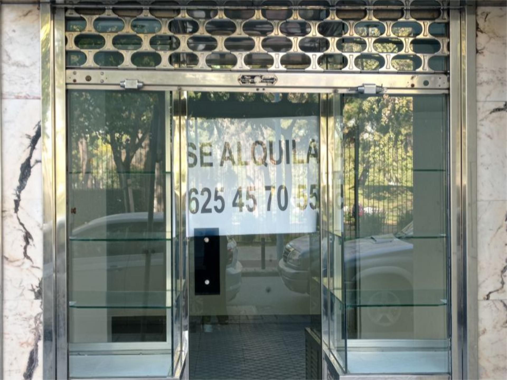 Premises to rent in  Córdoba Capital  with Air Conditioner and Heating