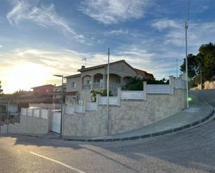 Vista exterior de Casa o xalet en venda en Calafell amb Piscina