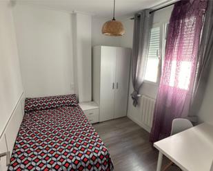Bedroom of Flat to share in  Albacete Capital