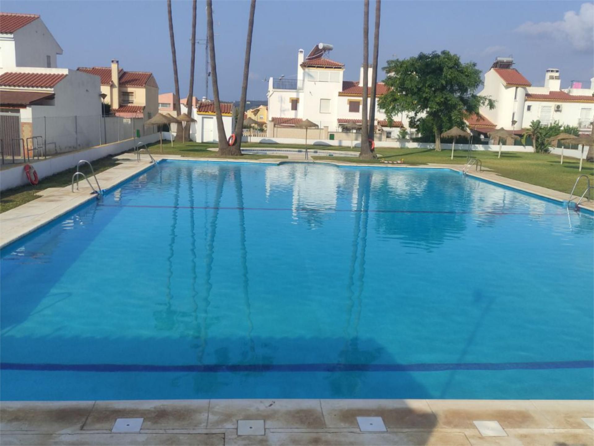 Piscina de Casa o xalet de lloguer en Vélez-Málaga amb Aire condicionat, Calefacció i Jardí privat