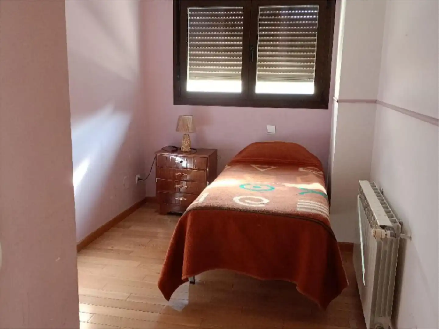 Zimmer in Calle El Greco, 8, El Quiñón Zimmer in Calle El Greco, 8, El Quiñón
