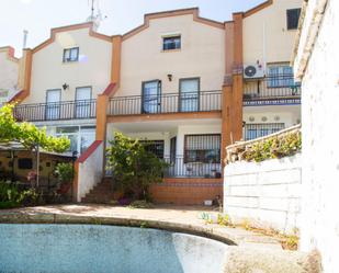 Jardí de Casa adosada en venda en El Escorial amb Terrassa, Piscina i Balcó