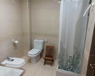Bathroom of Flat to rent in Arroyo del Ojanco