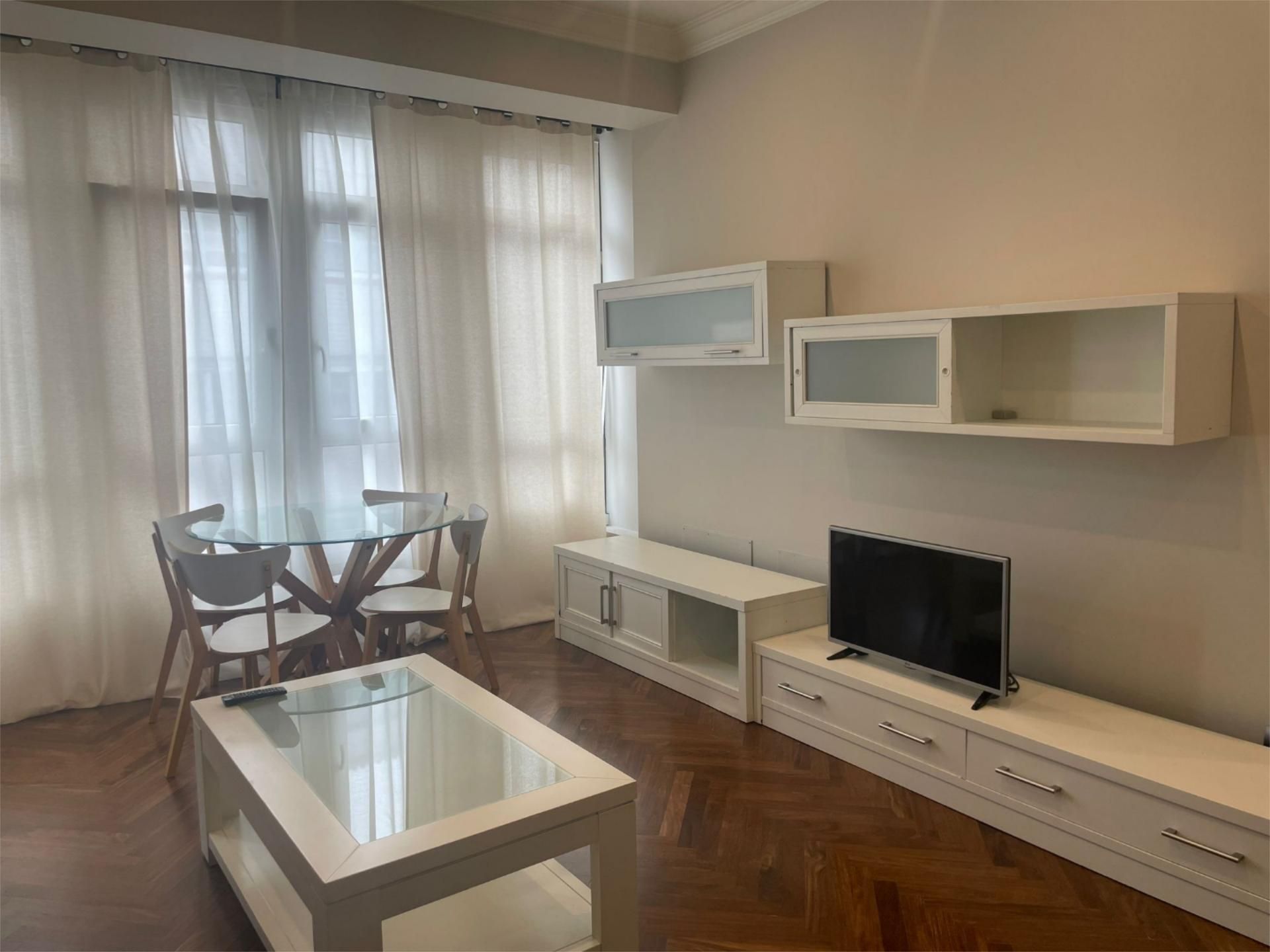 Flat to rent in Rúa Rosalía de Castro, 13, Ensanche