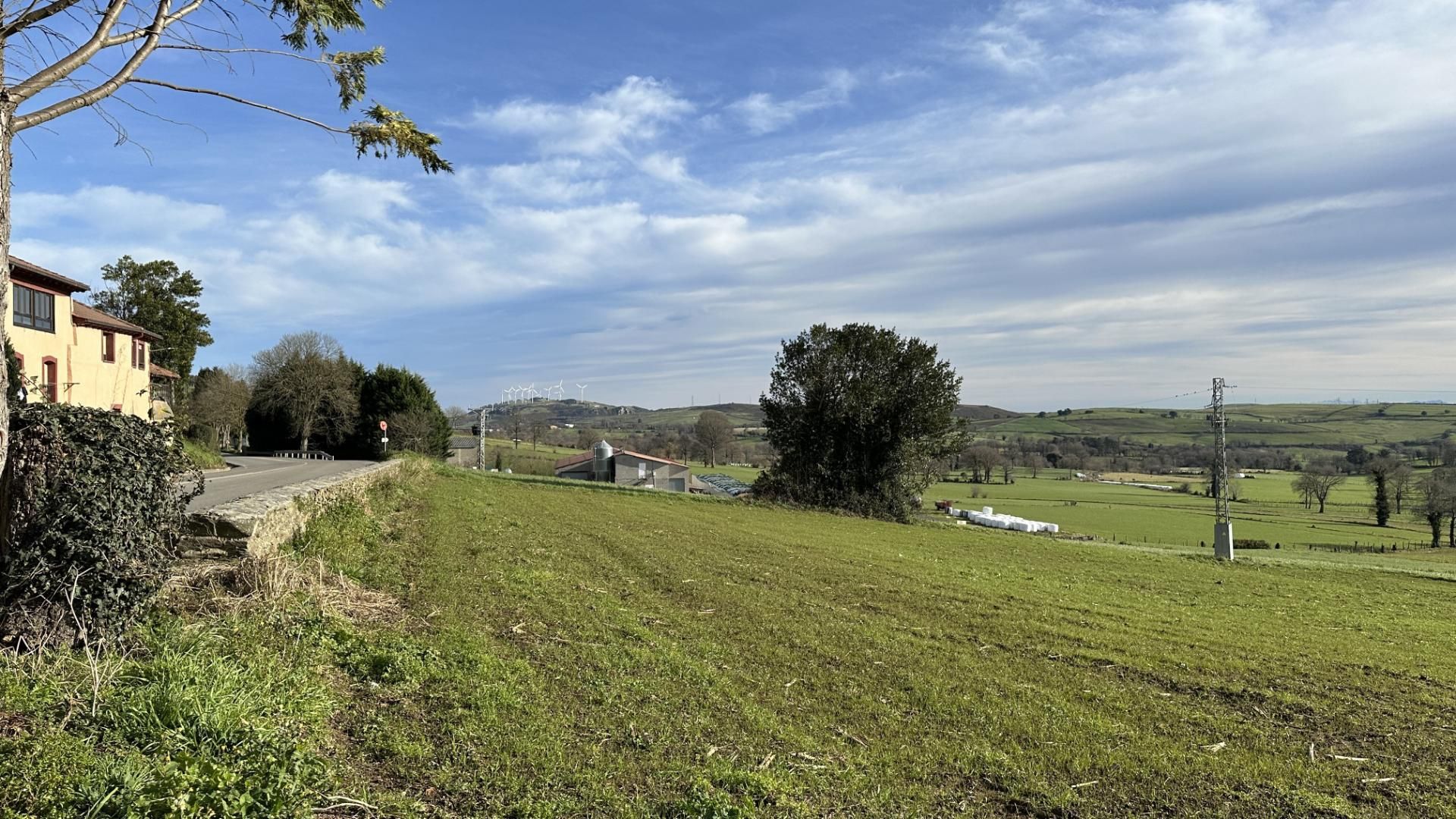 Urbanitzable en venda en Tineo
