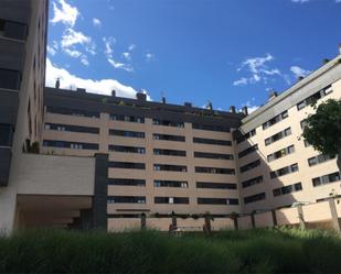 Vista exterior de Àtic de lloguer en Calahorra amb Aire condicionat, Terrassa i Balcó