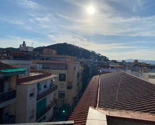 Vista exterior de Àtic en venda en Montornès del Vallès amb Aire condicionat, Terrassa i Balcó