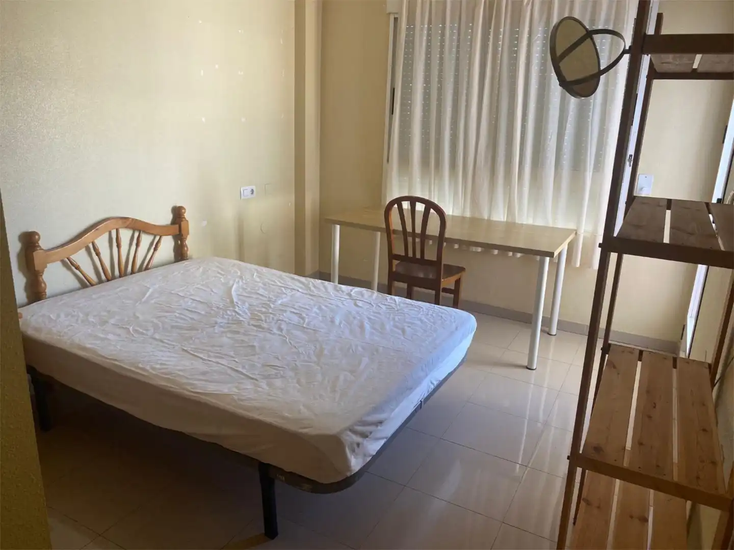 Room in Avenida Juan Carlos I, 55, Espinardo Room in Avenida Juan Carlos I, 55, Espinardo