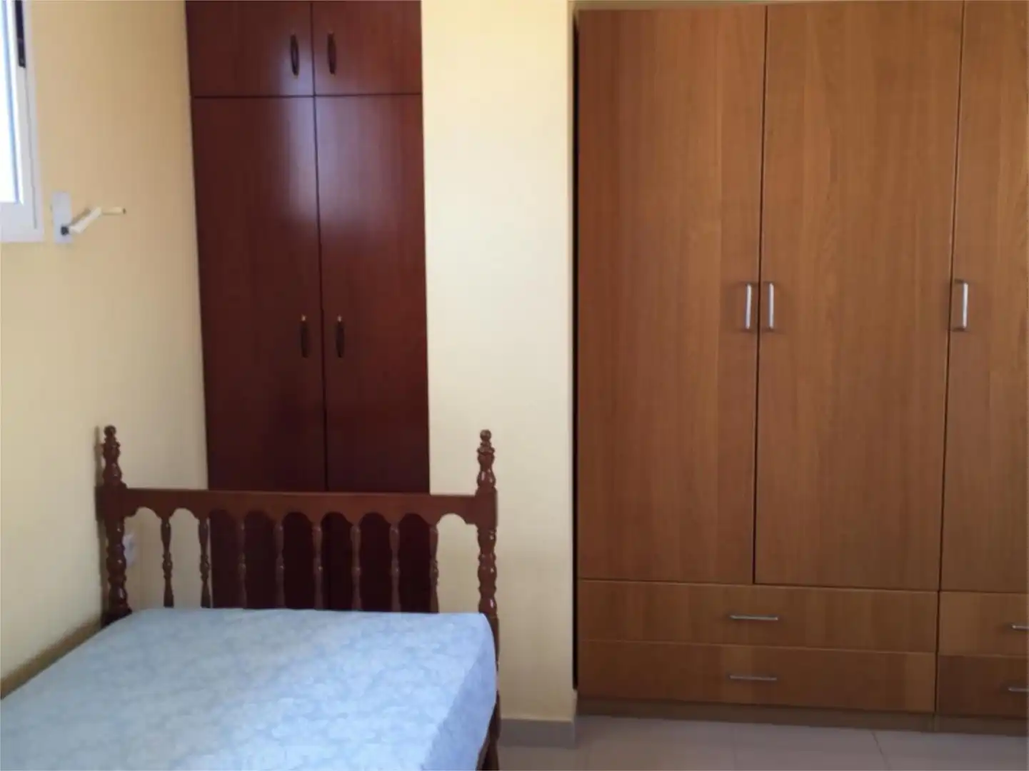 Room in Avenida Juan Carlos I, 55, Espinardo Room in Avenida Juan Carlos I, 55, Espinardo