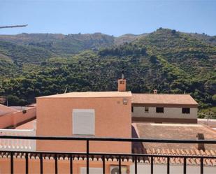 Vista exterior de Casa o xalet en venda en Jete amb Terrassa