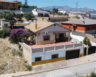 Exterior view of Single-family semi-detached for sale in  Jaén Capital  with Terrace and Swimming Pool