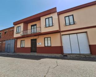 Exterior view of House or chalet for sale in Pobladura de Pelayo García  with Balcony