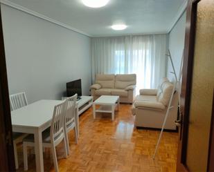 Sala d'estar de Pis per a compartir en  Pamplona / Iruña amb Balcó