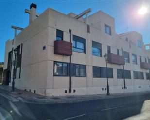 Vista exterior de Dúplex en venda en Burgos Capital amb Terrassa i Balcó