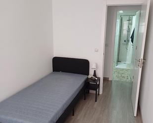 Bedroom of Flat to share in Azuqueca de Henares  with Air Conditioner