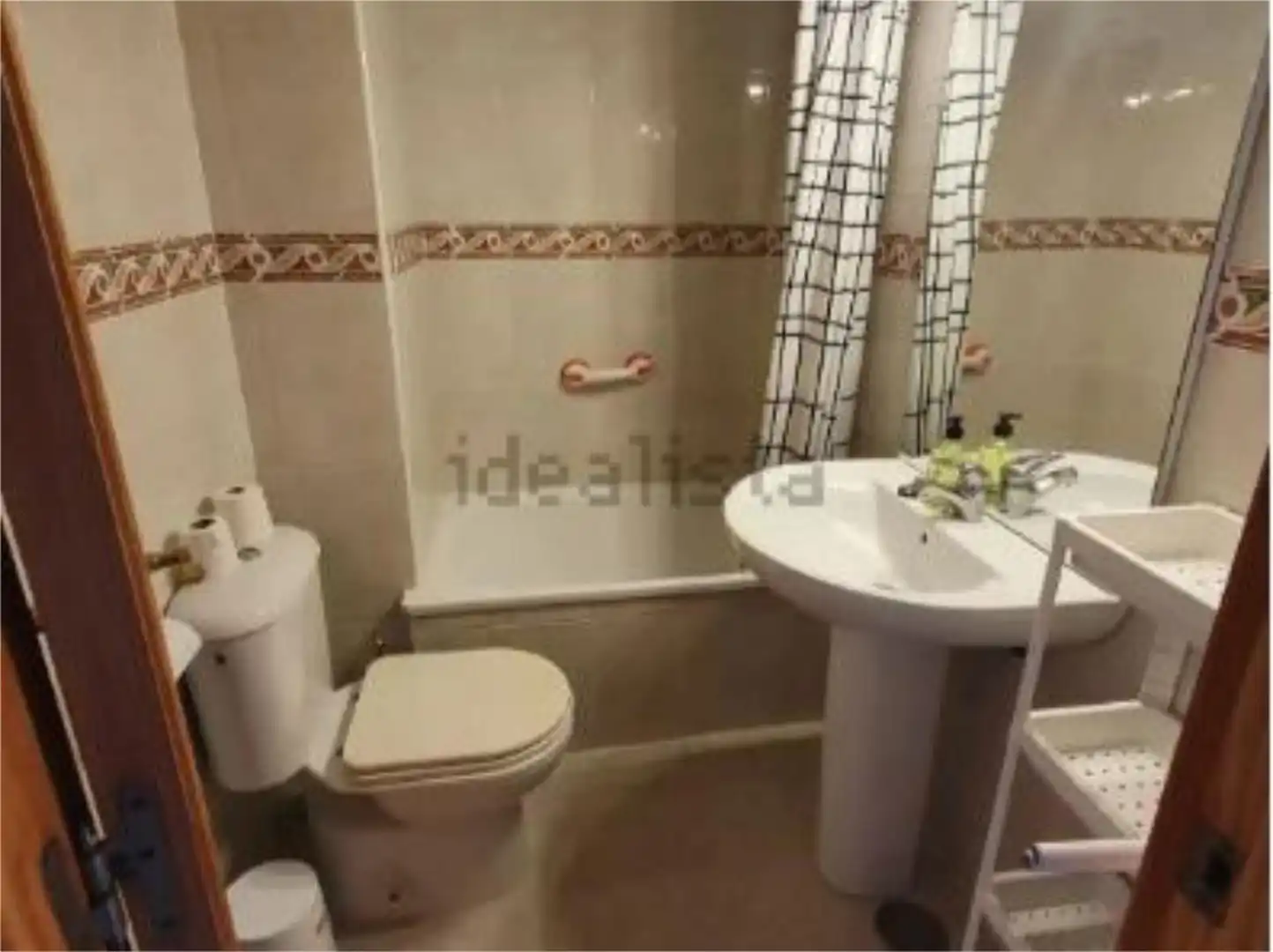 Wohnung zur Miete in Grupo Macarena Tres Huertas, 4, El Torrejón - El Cerezo Badezimmer von Wohnung zur Miete in Sevilla mit Klimaanlage, Terrasse und Möbliert