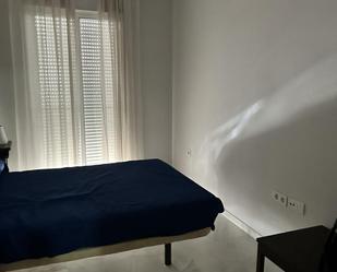 Dormitori de Pis de lloguer en Lucena amb Aire condicionat i Balcó