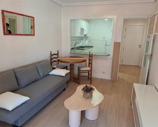 Dormitori de Apartament de lloguer en Valladolid Capital amb Aire condicionat i Balcó
