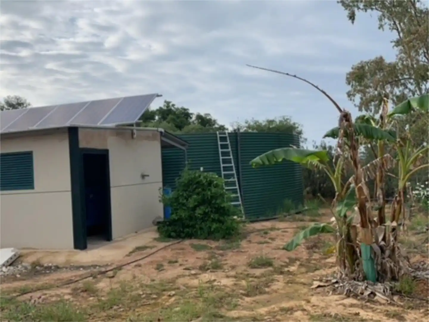 Finca rústica en venda a Diseminado Diseminados, 77, El Cerro de Andévalo Vista exterior de Finca rústica en venda en El Cerro de Andévalo amb Piscina
