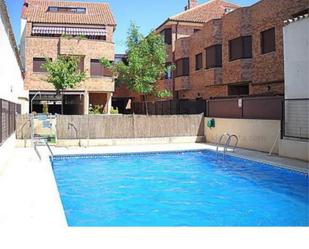 Swimming pool of Flat for sale in Valdepeñas  with Terrace and Swimming Pool