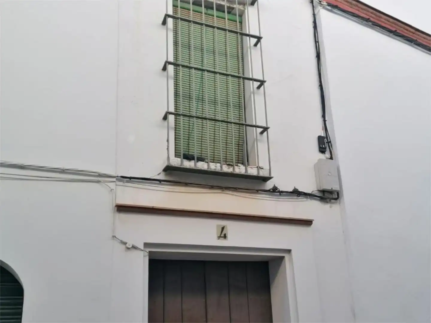Vista exterior de Casa adosada en venta en Carmona