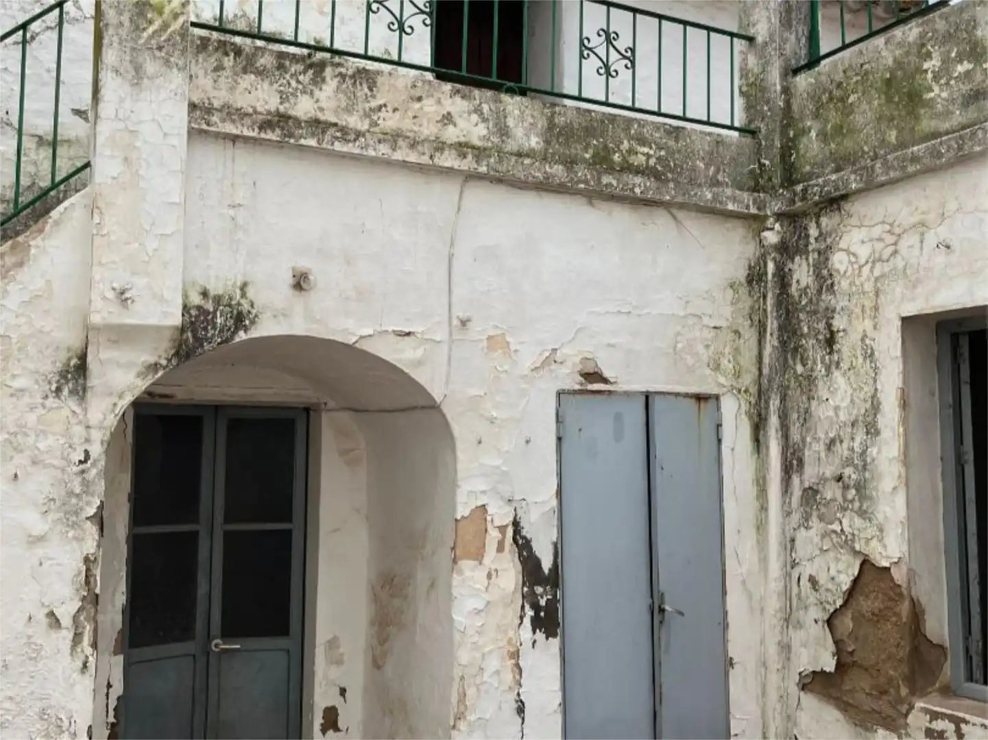 Vista exterior de Casa adosada en venta en Carmona