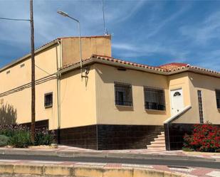 Exterior view of House or chalet for sale in Puertollano