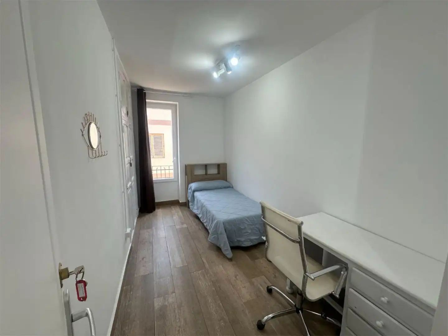 Zimmer in Carrer del Mestre Fernando Martin, 18, El Castell Zimmer in Carrer del Mestre Fernando Martin, 18, El Castell