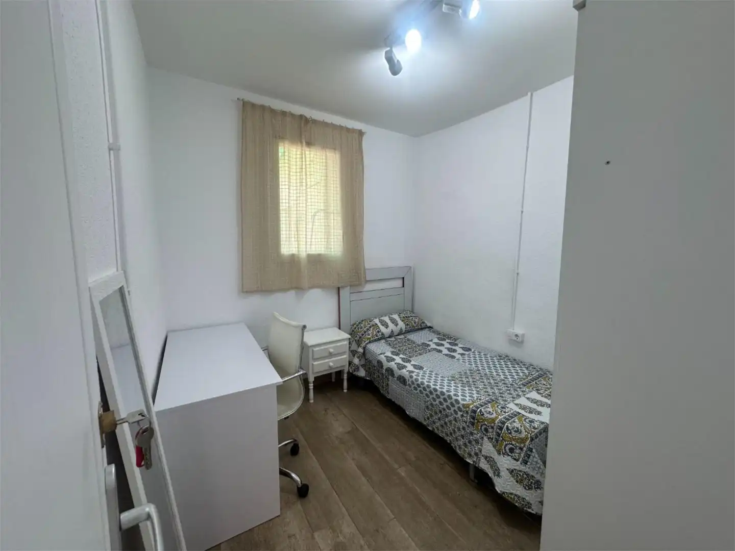 Zimmer in Carrer del Mestre Fernando Martin, 18, El Castell Zimmer in Carrer del Mestre Fernando Martin, 18, El Castell