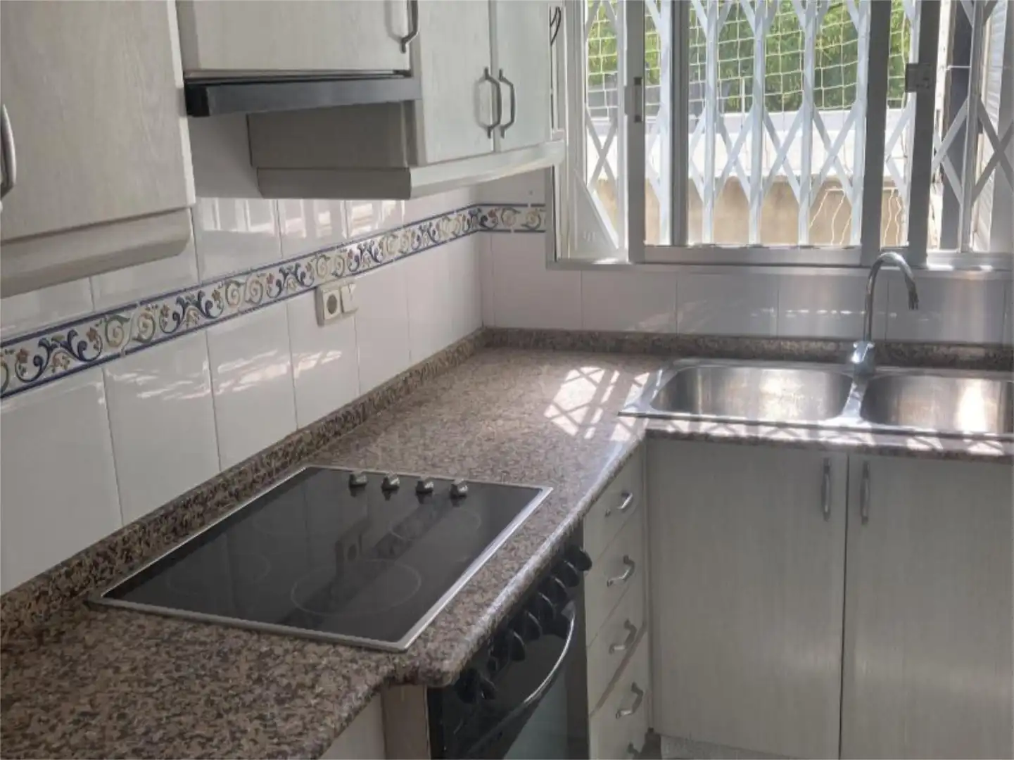 Habitación en Carrer Llirons, 4, El Castell Habitación en Carrer Llirons, 4, El Castell