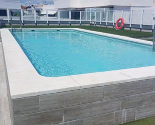 Swimming pool of Flat for sale in  Sevilla Capital  with Swimming Pool