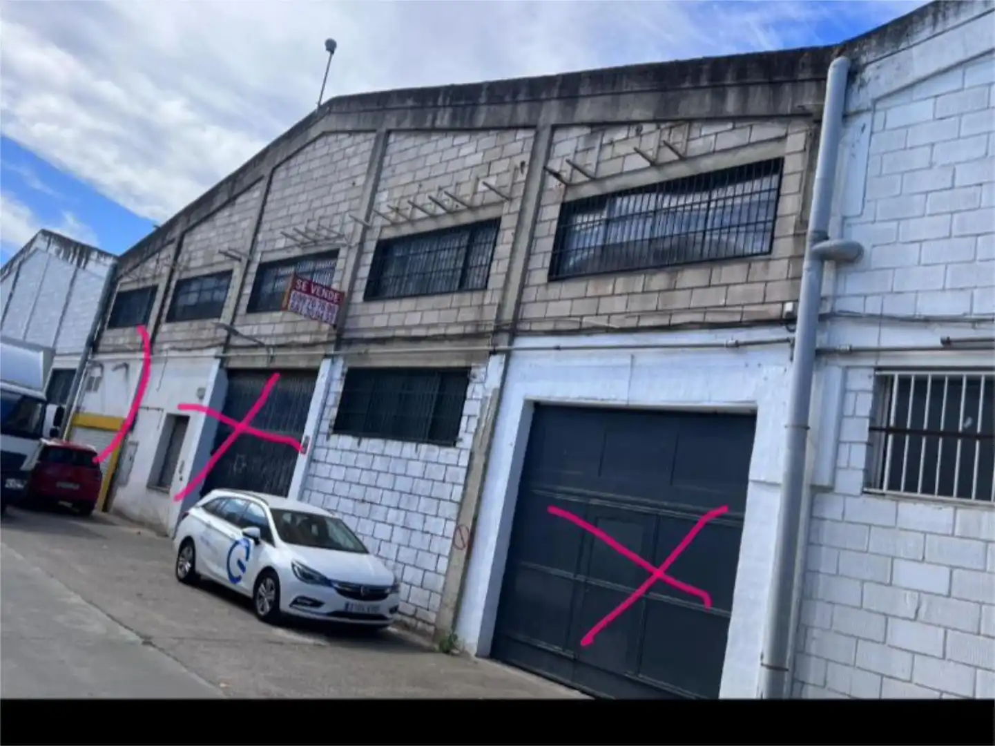 Exterior view of Commercial properties for rent in Sevilla