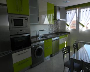 Kitchen of Flat to rent in Aranda de Duero