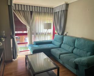 Living room of Flat to rent in  Madrid Capital  with Air Conditioner and Swimming Pool