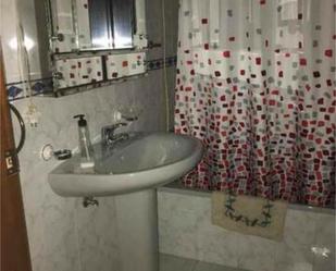 Bathroom of Flat to rent in Badajoz Capital