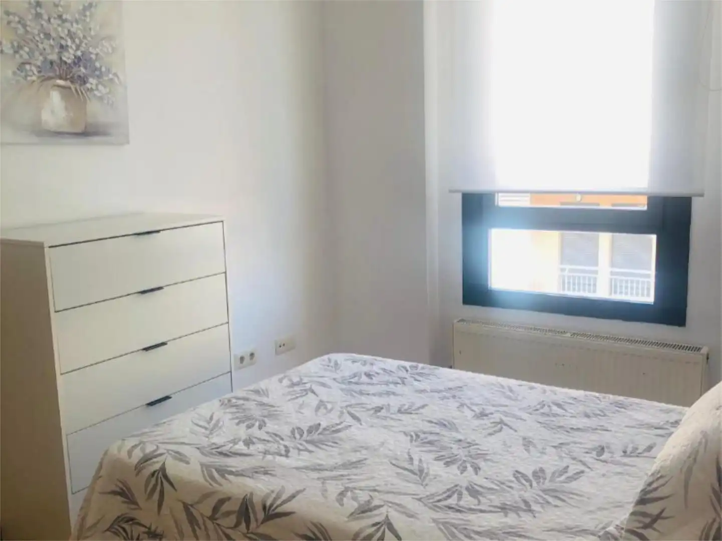 Bedroom of Flat for share in Tudela  with Heating, Parquet flooring and Terrace
