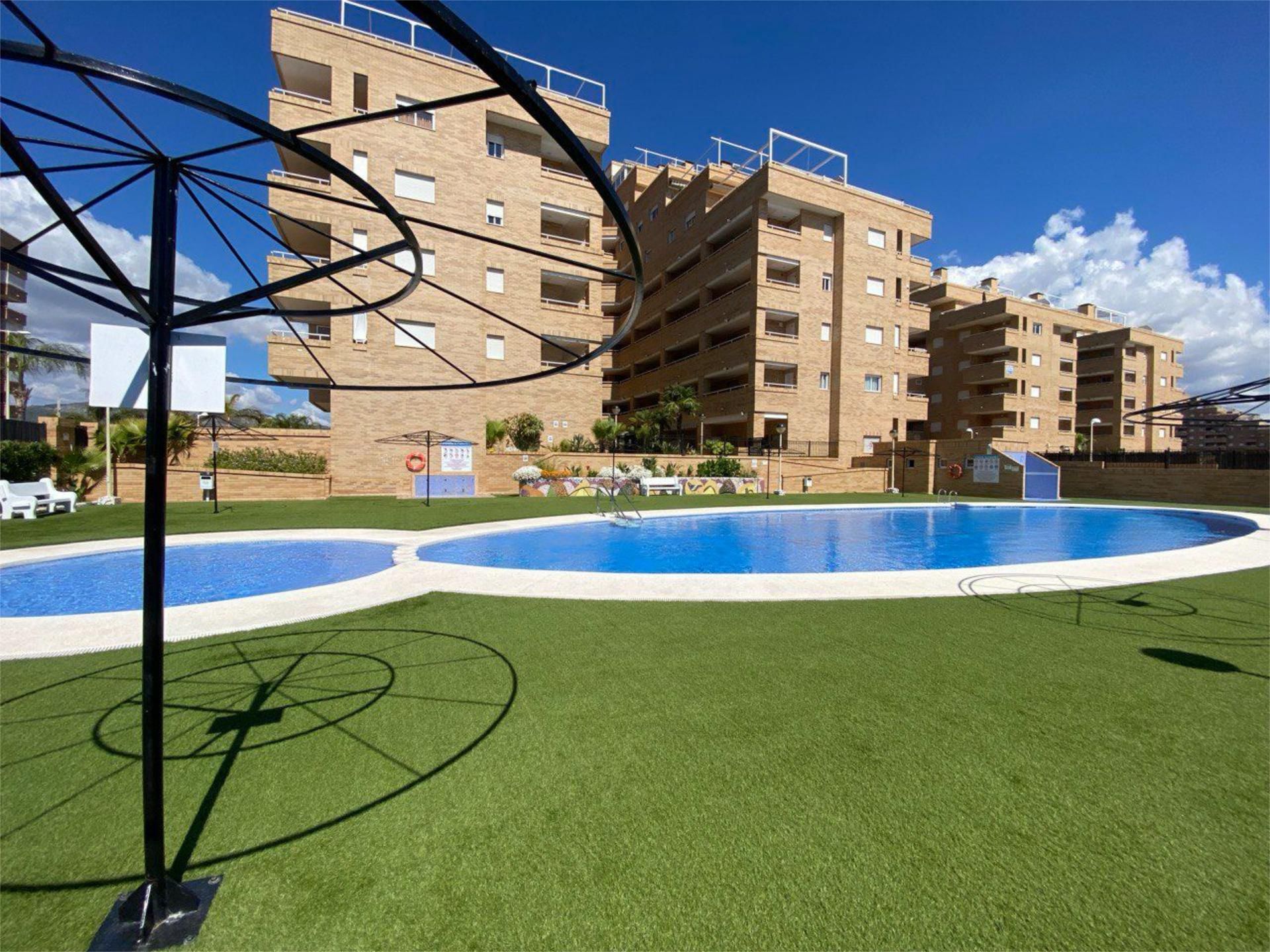 Piscina de Pis de lloguer en Oropesa del Mar / Orpesa amb Aire condicionat, Calefacció i Jardí privat