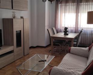 Living room of Flat to rent in Salamanca Capital  with Balcony