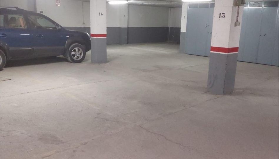 Garaje de alquiler en Avenida Cristo Rey, 7, Úbeda, Jaén - imagen 1 Foto 1 de Garaje de alquiler en Avenida Cristo Rey, 7, Úbeda, Jaén