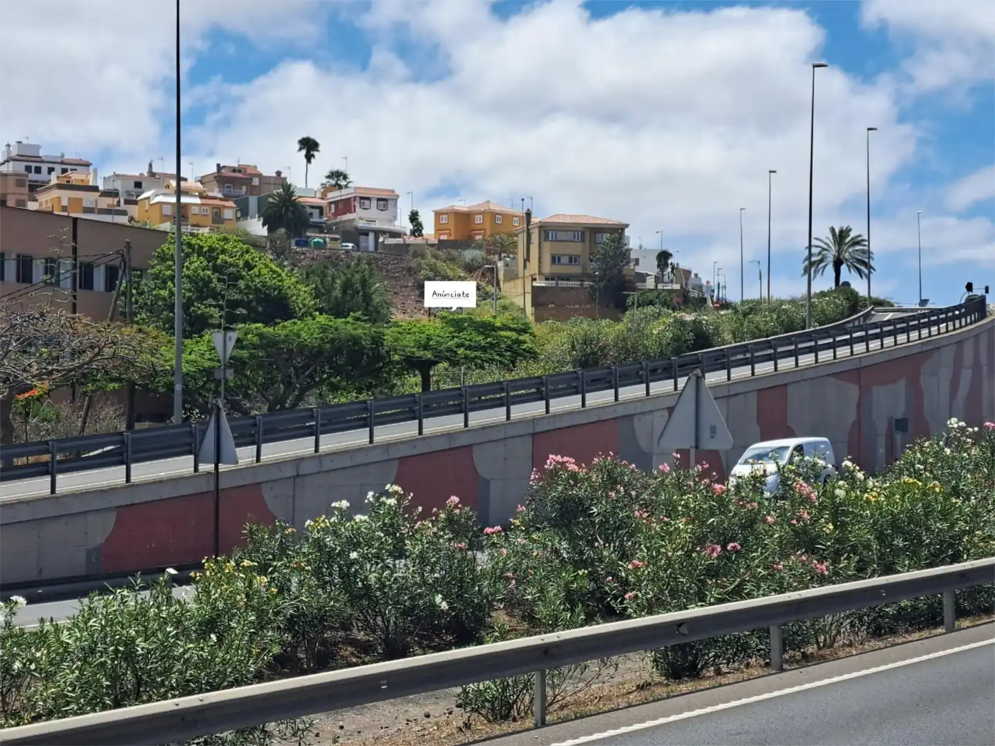 Vista exterior de Local de alquiler en Las Palmas de Gran Canaria