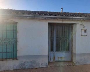 Exterior view of House or chalet for sale in Montizón