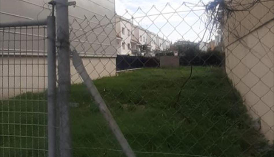 Land for sale in Carrer Andorra, 29, Poblenou, Barcelona - image 1 Photo 1 of Land for sale in Carrer Andorra, 29, Poblenou, Barcelona