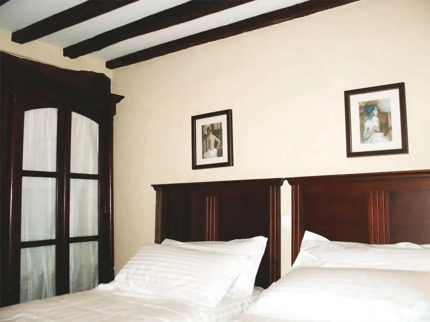 Flat for sale in Plaza Mayor, 12, Santillana del Mar Bedroom of Flat for sale in Santillana del Mar with Balcony