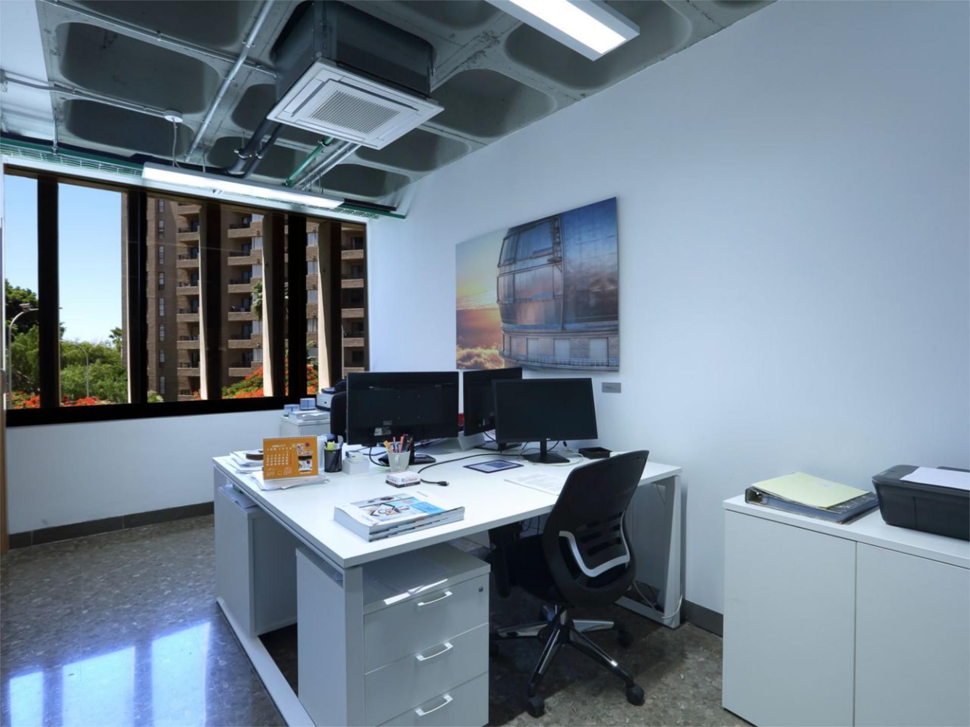 Oficina de lloguer en  Santa Cruz de Tenerife Capital