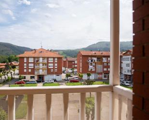 Schlafzimmer von Wohnung miete in Cabezón de la Sal mit Terrasse und Balkon