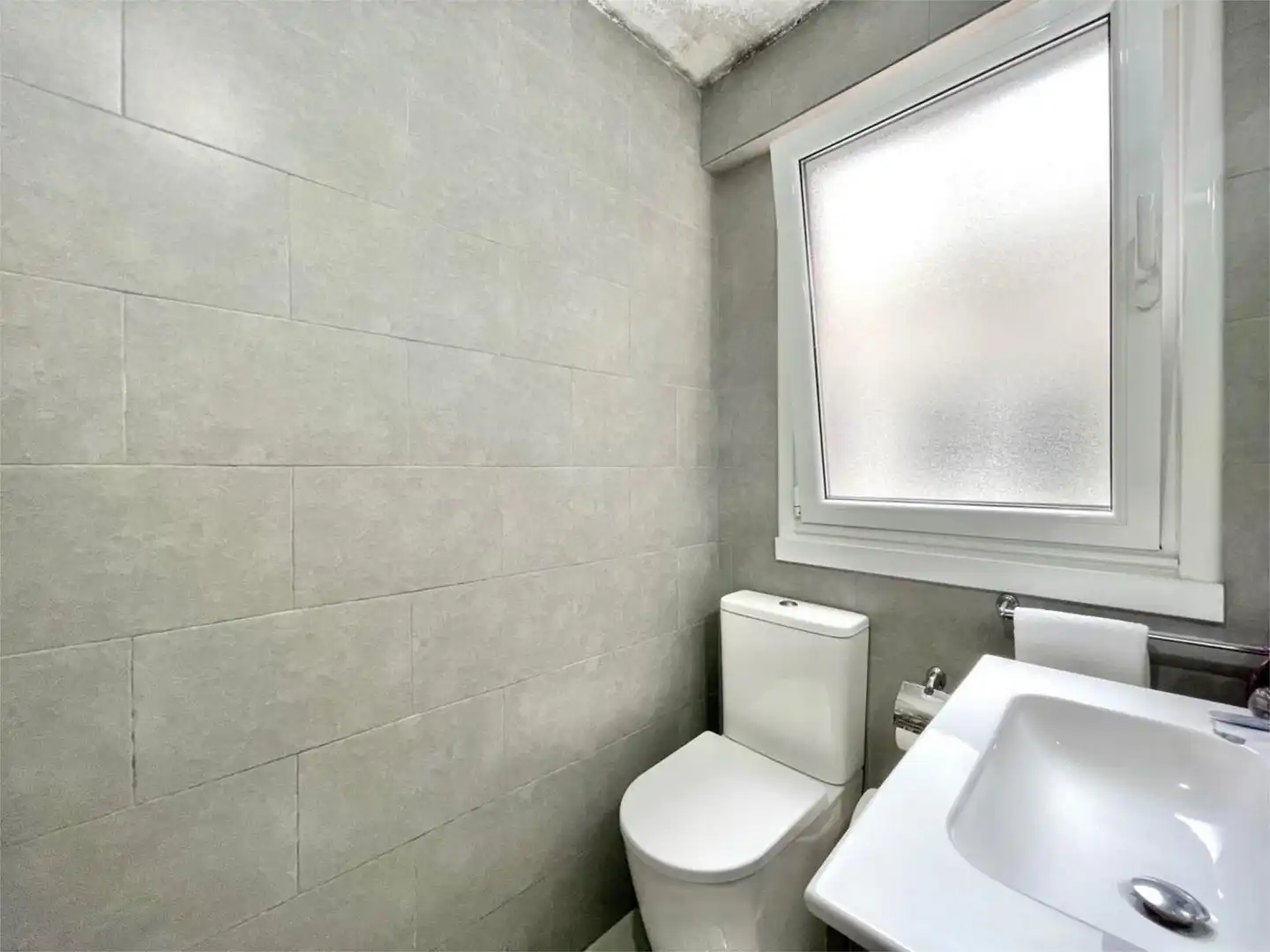 Flat for sale in Rúa San Agustín, 23, Ciudad Vieja Bathroom of Flat for sale in A Coruña Capital
