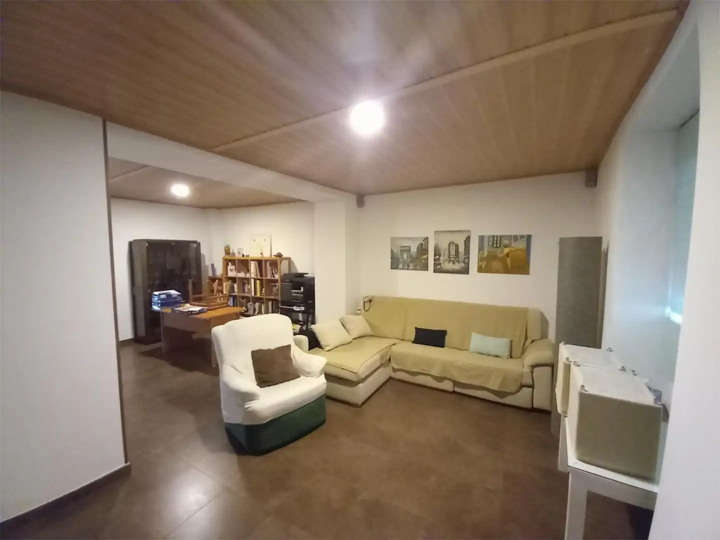Casa adosada en venta en Calle de Leones, 11, Montejícar Casa adosada en venta en Montejícar con Calefacción, Jardín privado y Parquet