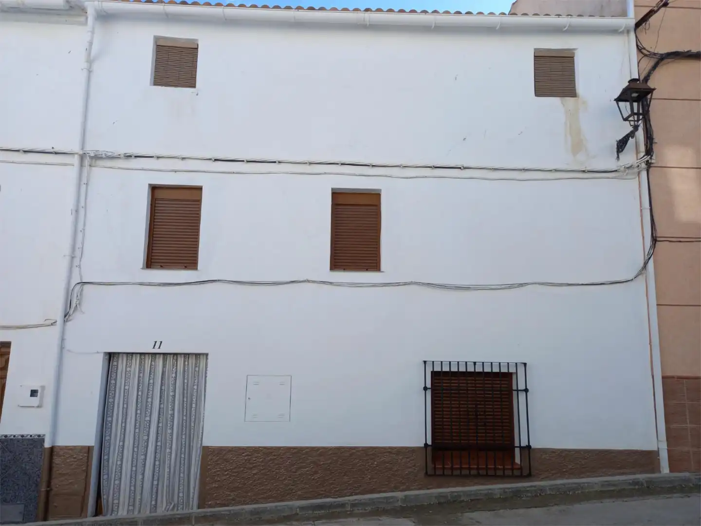 Casa adosada en venta en Calle de Leones, 11, Montejícar Vista exterior de Casa adosada en venta en Montejícar con Calefacción, Jardín privado y Parquet